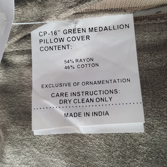 Set of 2 Bombay (16") Green Beaded Medallion Pillows Velvet Feather Down - Picture 7 of 11